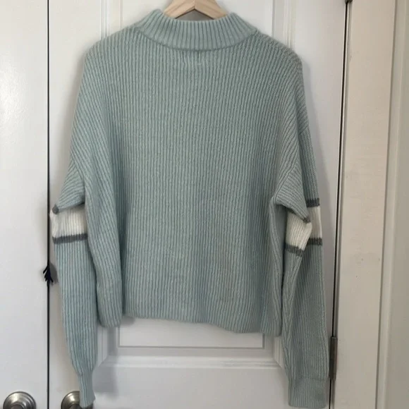 John + Jenn Sweater - Picture 9 of 9